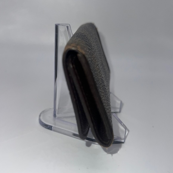 Louis Vuitton Damier Key Holder - Picture 4 of 9